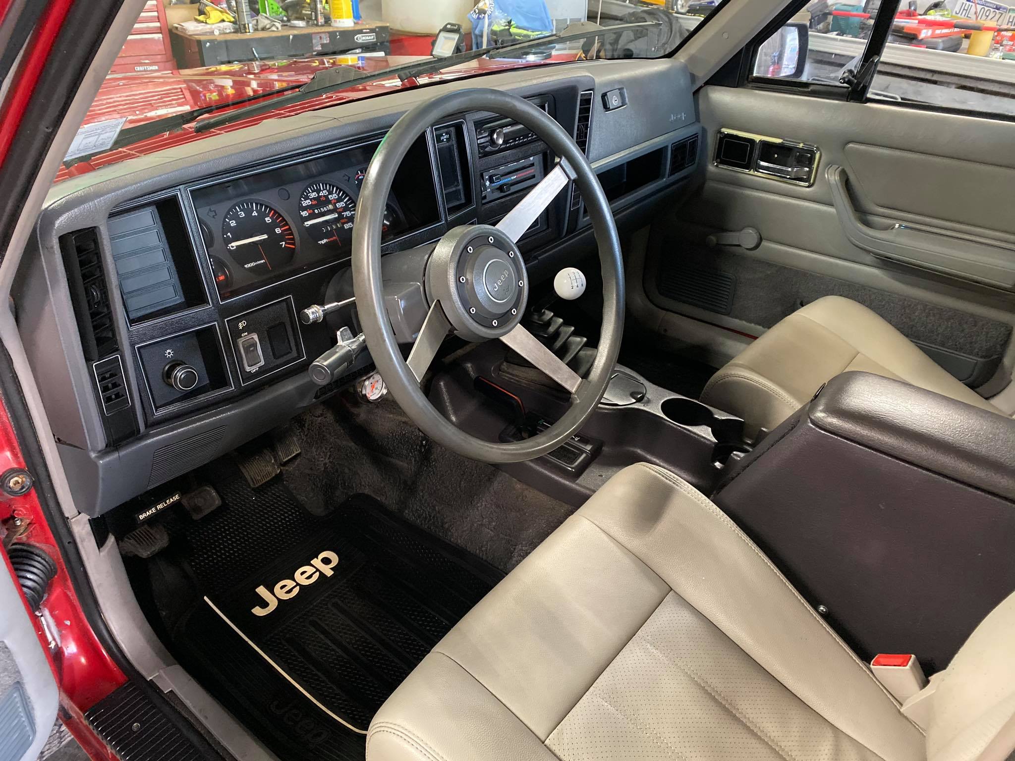1988-jeep-comanche-chief-4x4-photo-27.jpg