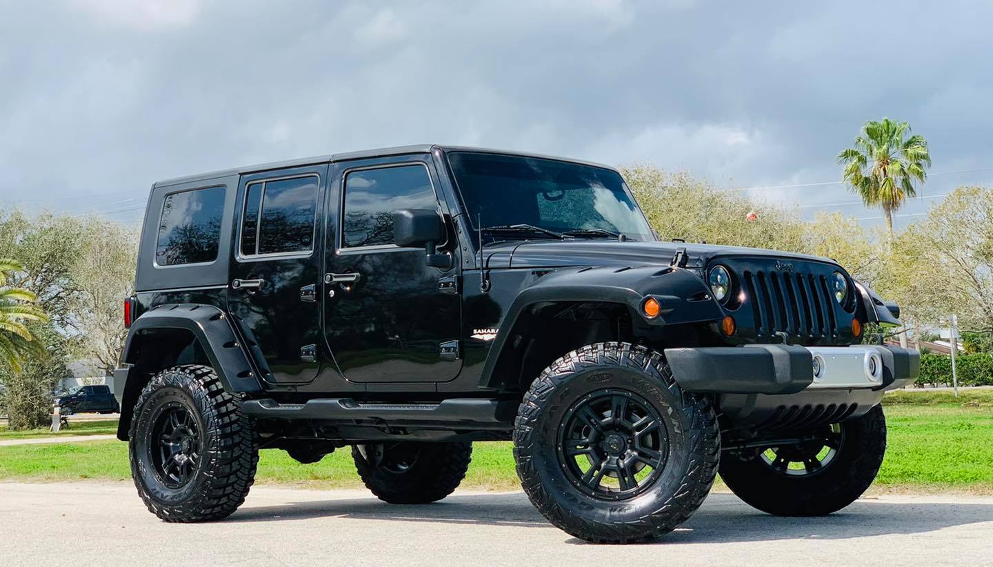 2008-jeep-wrangler-jk-unlimited-sahara-edition-black-photo-38.jpg