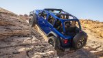 2020-jeep-wrangler-ecodiesel-unlimited-photo-3.jpg