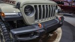 2021-jeep-gladiator-mojave-photo-7.jpg