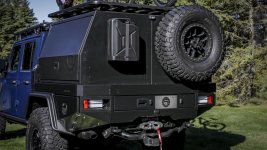 jeep-gladiator-top-dog-concept-photo-9.jpg