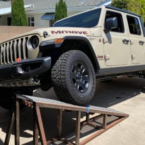 Jeep Gladiator Mojave Flex