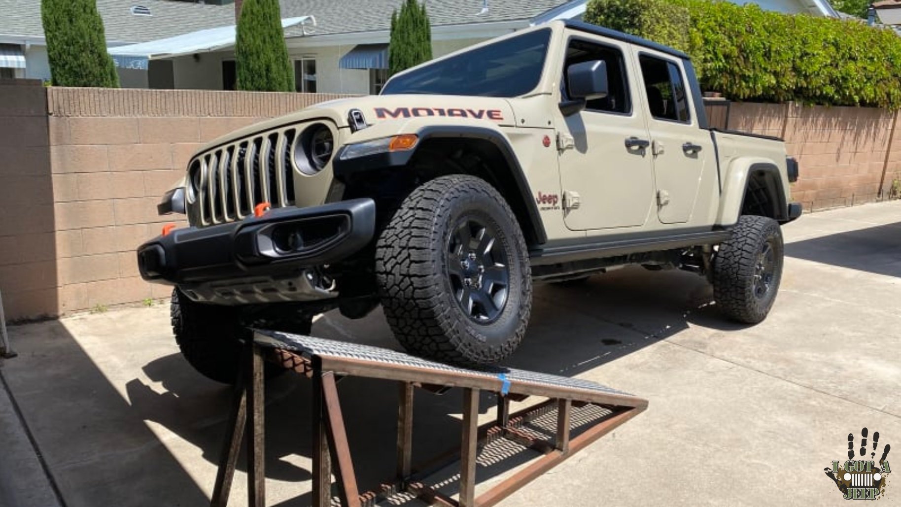 Jeep Gladiator Mojave Flex
